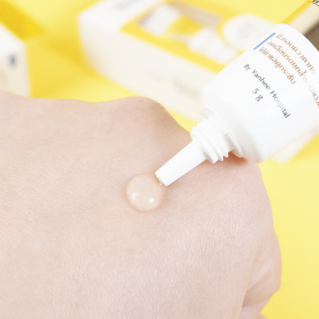 Yanhee Eye Gel 5g - Refresh and Hydrate Delicate Under-Eye Skin