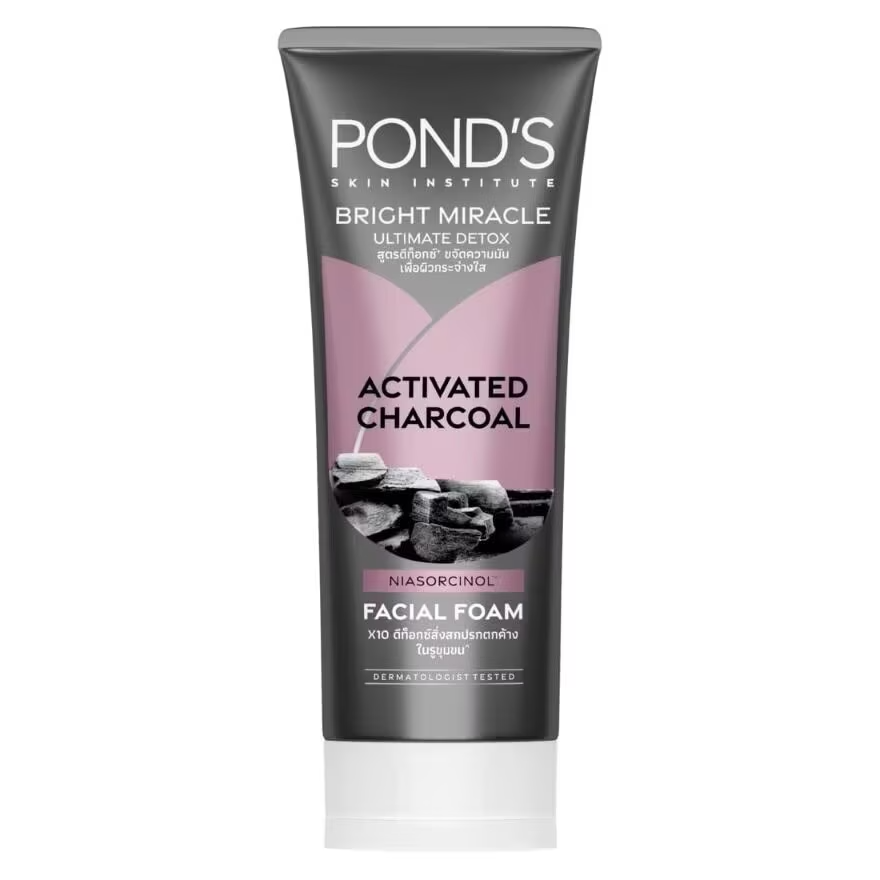 Pond's Bright Miracle Detox Charcoal Facial Foam 90g – Brightening & Deep Cleansing