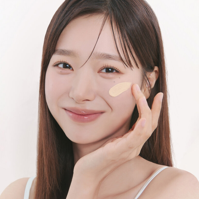 Numbuzin No.3 Porcelain Base – Tone Up Beige 50ml